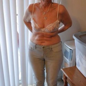 Les beaux jours sont là 🌼 Mireille - rencontre-Cougar-Orléans
