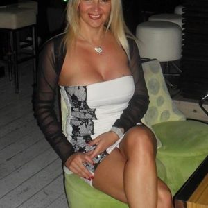 Elodie - rencontre-Naturiste-Clermont-Ferrand