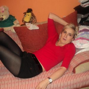 Mec en sueur à déshabiller ce soir Léa - rencontre-Libertine-Levallois-Perret