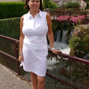 Ce soir, j’veux me faire du bien Amélie - rencontre-Milf-Salon-de-Provence
