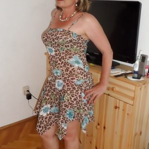 Claire - rencontre-Cougar-Dijon