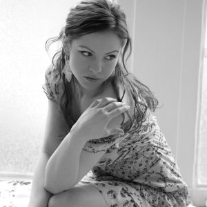 Nudiste recherche compagnie pour plage et vacances Emma - rencontre-Naturiste-Saint-Étienne