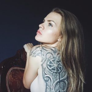 Lucie - rencontre-Teen-Mâcon