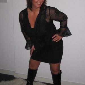 Pas de faux-semblants… je veux un mec direct Christine - rencontre-MILF-Orange